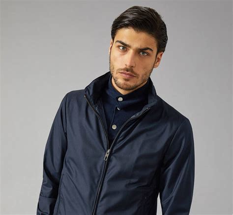 Stock abbigliamento firmato, Vendita capi firmati in stock 